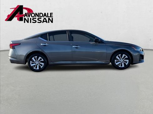 Certified 2025 Nissan Altima 2.5 S image 8