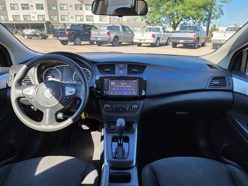 Used 2019 Nissan Sentra S FWD image 3