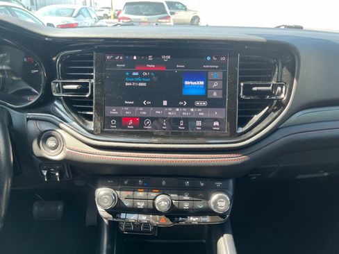 Used 2024 Dodge Durango GT RWD image 10