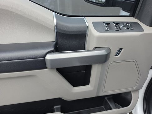 Used 2017 Ford F350 XLT AWD/4WD image 11