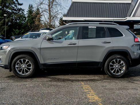 Used 2020 Jeep Cherokee Latitude Plus image 20