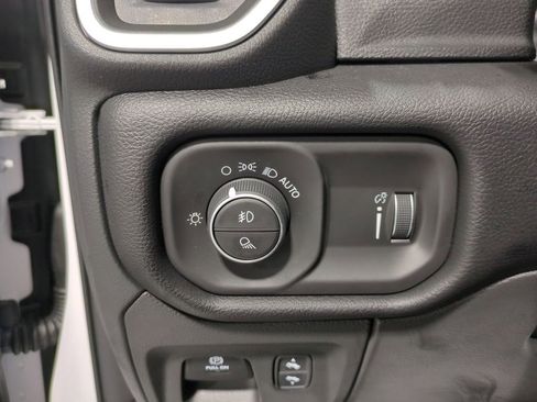 Used 2025 RAM 1500 Big Horn image 34