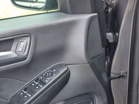 Used 2025 Ford Escape ST-Line FWD image 13