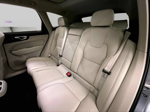 Used 2020 Volvo XC60 T6 Inscription w/ Protection Package Premier AWD/4WD image 26