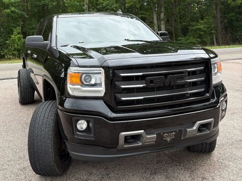 Used 2015 GMC Sierra 1500 SLT w/ All-Terrain Package AWD/4WD image 7