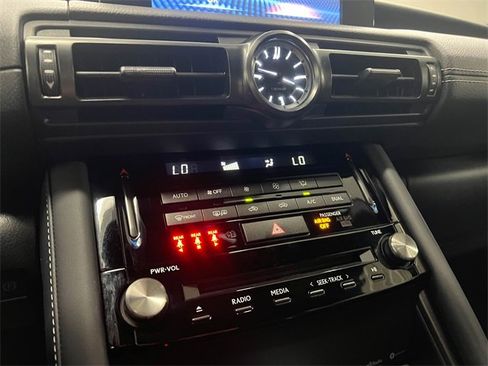 Certified 2024 Lexus IS 350 F Sport image 20