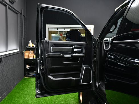 Used 2019 RAM 3500 Laramie w/ Black Appearance Package image 25