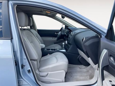 Used 2011 Nissan Rogue SV w/ SL Pkg image 15