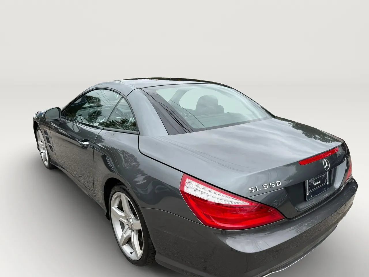 Used 2013 Mercedes-Benz SL 550 image 5