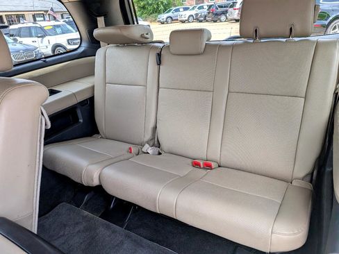 Used 2016 Toyota Sequoia Platinum image 12