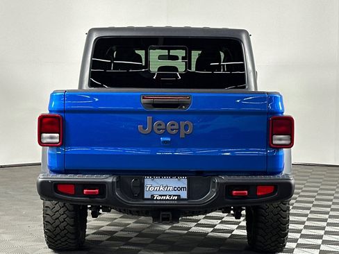 Used 2020 Jeep Gladiator Rubicon w/ Trailer Tow Package AWD/4WD image 5