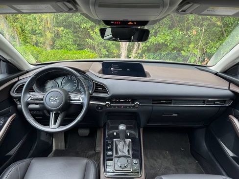 Used 2023 MAZDA CX-30 AWD 2.5 S w/ Premium Package image 2