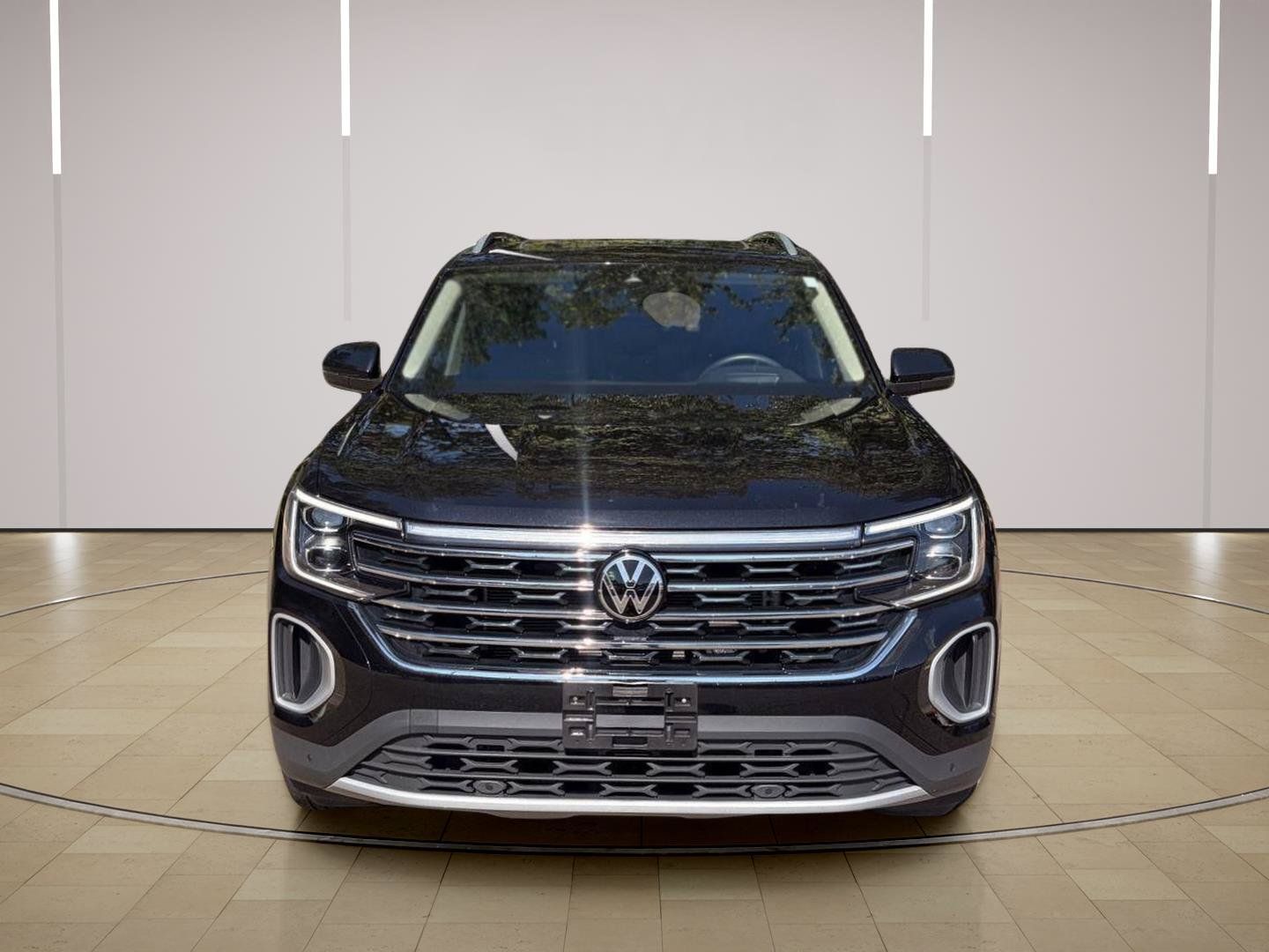 Used 2024 Volkswagen Atlas SEL AWD/4WD image 9