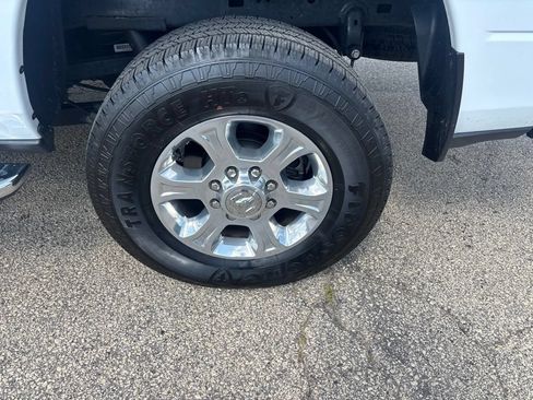 Used 2026 RAM 2500 Big Horn AWD/4WD image 10