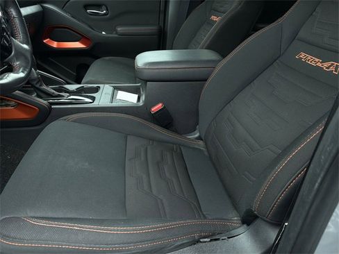 Used 2023 Nissan Frontier PRO-4X w/ Pro Convenience Package image 12