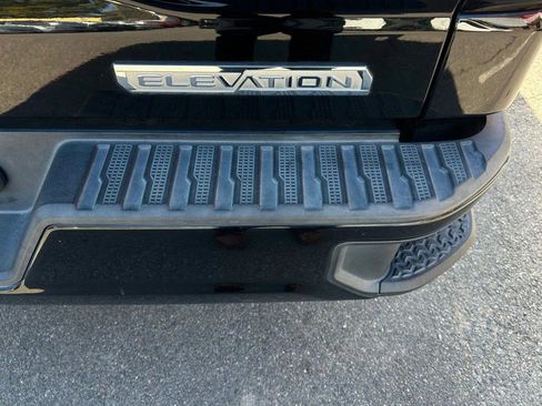 Used 2020 GMC Sierra 1500 Elevation w/ Elevation Value Package image 21