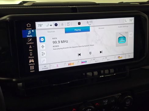 New 2026 Jeep Wrangler Unlimited Rubicon w/ Steel Bumper Group image 23