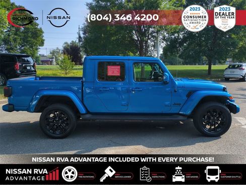 Used 2023 Jeep Gladiator Overland image 4