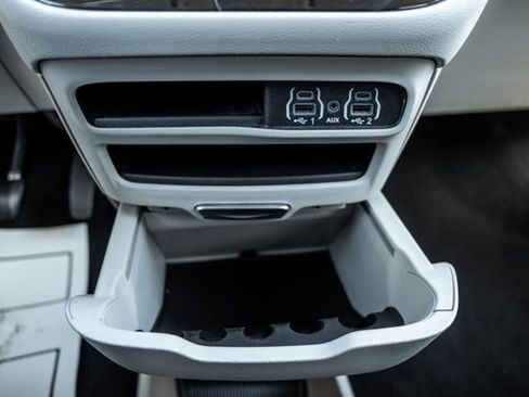 Used 2023 Chrysler Voyager LX FWD image 21