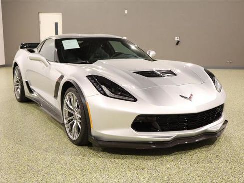 Used 2016 Chevrolet Corvette Z06 w/ 3LZ Preferred Equipment Group image 1