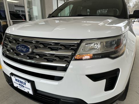 Certified 2019 Ford Explorer FWD image 2