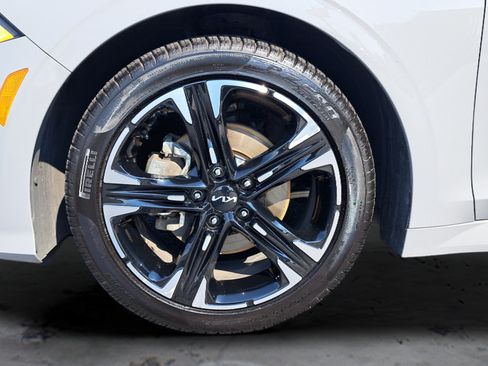 Used 2022 Kia K5 GT-Line FWD image 46