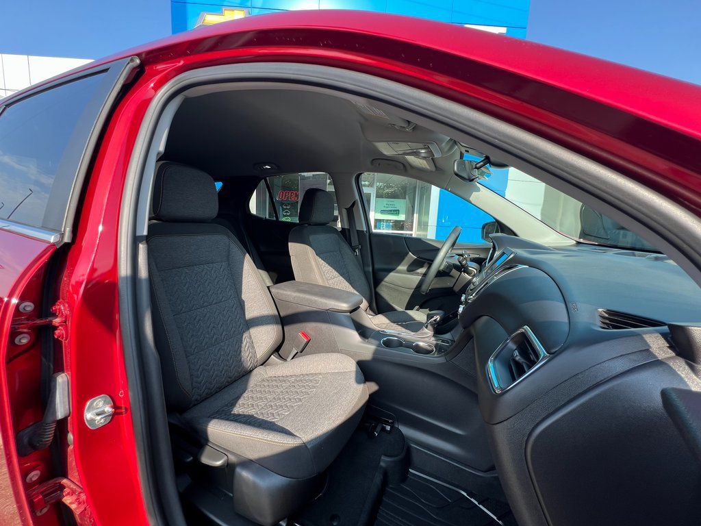 Certified 2023 Chevrolet Equinox LT AWD/4WD image 34