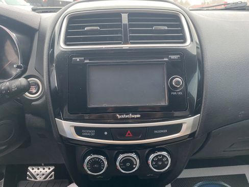 Used 2015 Mitsubishi Outlander Sport GT image 13