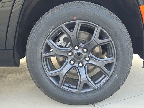 New 2026 Jeep Grand Wagoneer Limited AWD/4WD image 11