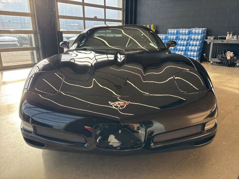 Used 2003 Chevrolet Corvette Z06 w/ Memory Package, 3 Drivers image 3