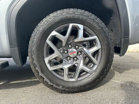 Used 2025 GMC Sierra 1500 SLT w/ SLT Premium Plus Package image 20