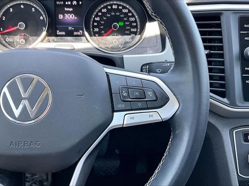 Used 2021 Volkswagen Atlas SE w/ Panoramic Sunroof Package FWD image 25