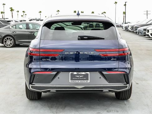 Used 2026 Genesis GV70 2.5T Select AWD/4WD image 5