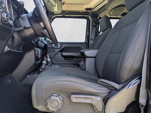 Used 2019 Jeep Wrangler Unlimited Sport S AWD/4WD image 15