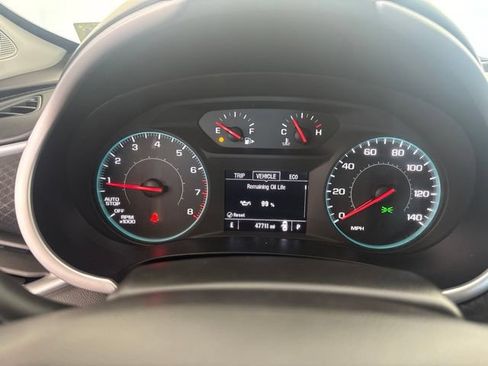Used 2024 Chevrolet Malibu LT FWD image 3