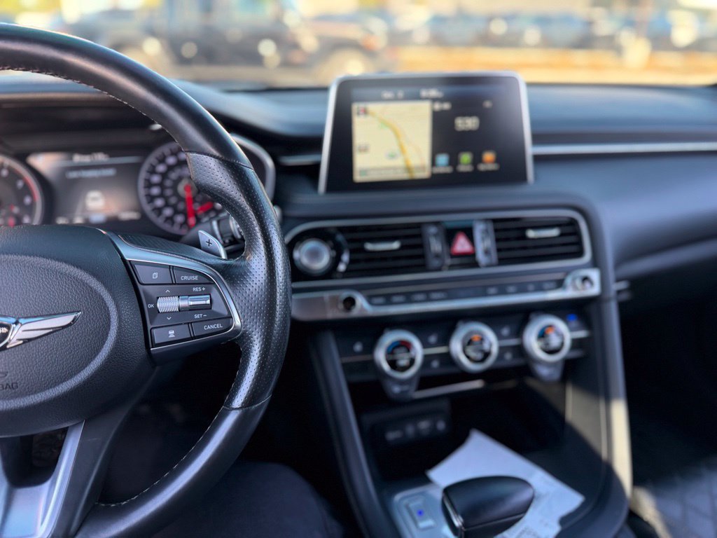 Used 2020 Genesis G70 3.3T w/ Sport Package RWD image 8