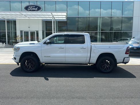 Used 2024 RAM 1500 Limited AWD/4WD image 8