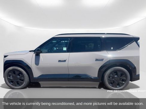 Used 2026 Kia EV9 Land w/ Nightfall Edition Package AWD/4WD image 9