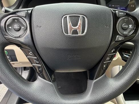 Used 2017 Honda Accord Hybrid Sedan image 25
