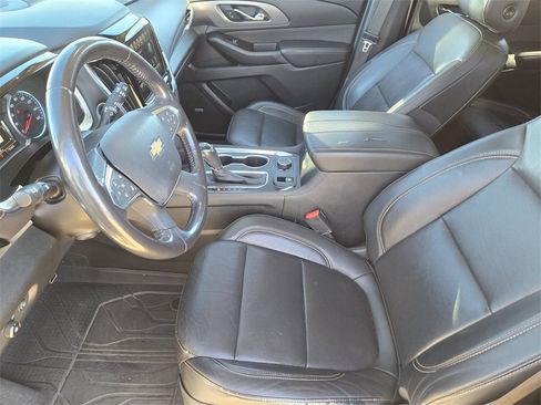 Used 2019 Chevrolet Traverse Premier w/ Driver Confidence II Package image 8