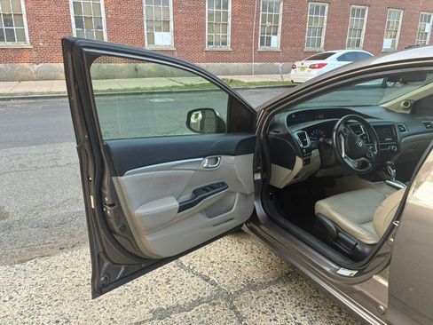 Used 2013 Honda Civic EX-L image 14