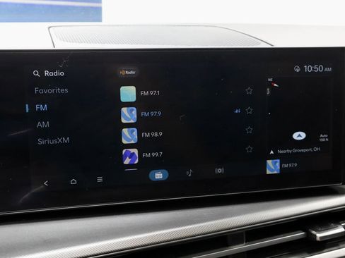 Certified 2025 Hyundai Santa Fe XRT AWD/4WD image 4
