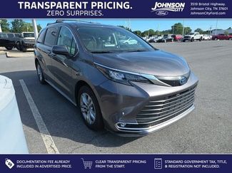 Used 2024 Toyota Sienna XLE w/ XLE Plus Package AWD/4WD video 1