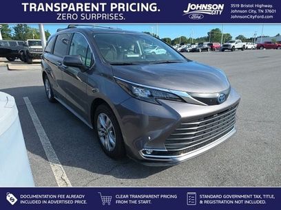 Used 2024 Toyota Sienna XLE w/ XLE Plus Package
