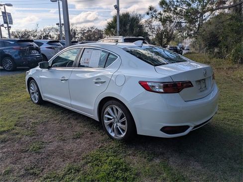 Used 2017 Acura ILX w/ Premium Package image 6
