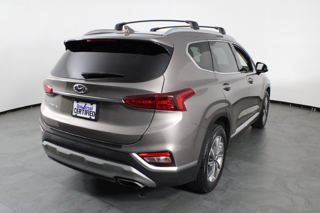 Used 2020 Hyundai Santa Fe SEL w/ Convenience + Premium Package FWD image 3