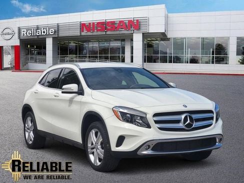 Used 2017 Mercedes-Benz GLA 250 image 1