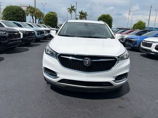 Used 2021 Buick Enclave Essence w/ LPO, Touring Package FWD video 2