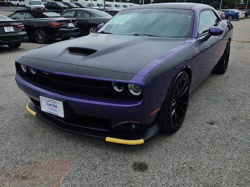 Used 2023 Dodge Challenger R/T Scat Pack w/ T/A Package RWD image 3