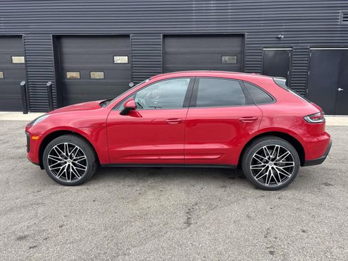New 2026 Porsche Macan image 7